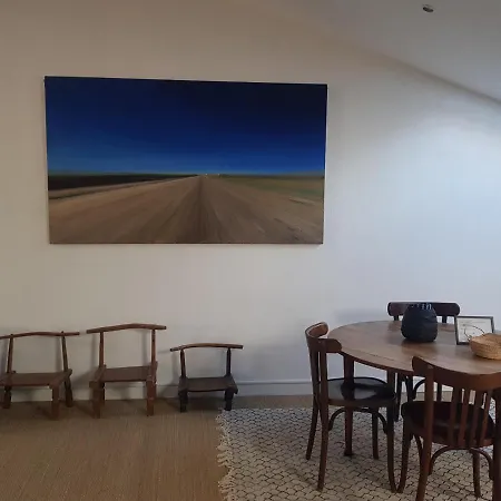La Apartment *