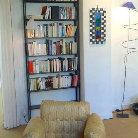 La Apartment *